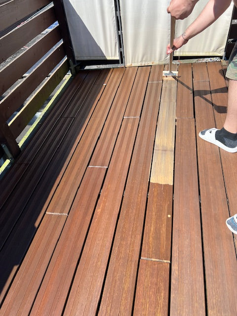 die ganze Terrasse fertig ölen.