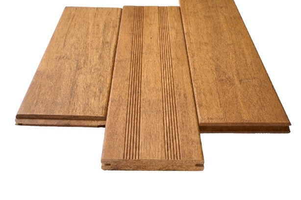 Die Bambus Terrassendiele CampoVerde  in der Farbe Sand ist der Bestseller im bambuskontor 2024.