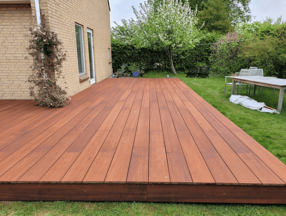 xl breite Terrassendiele vinales