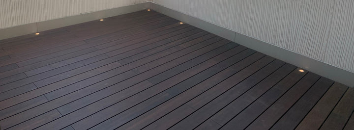 in einem Wintergarten verlegt die Bambus Terrassendiele Santos.