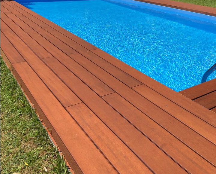Bambusdielen Varadero Montage am Pool